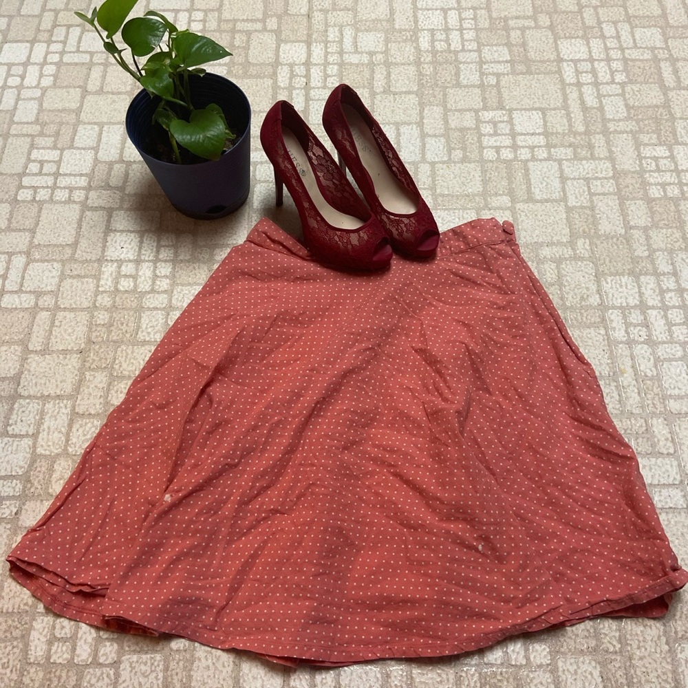 Mata Traders Fit and flare skirt. Size M.
